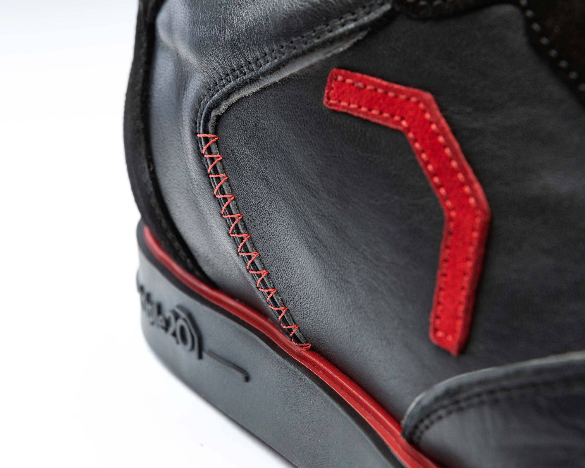 Triple20 Dartschuhe Leder - Schwarz/Rot – Bild 3